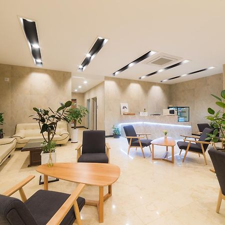 Reborn Suwon Silkroad Hotel Kültér fotó