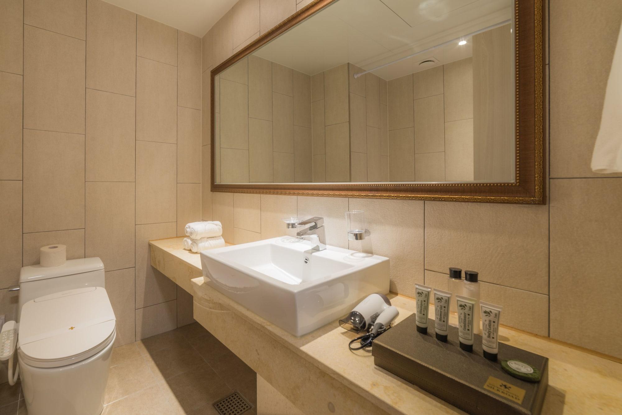 Reborn Suwon Silkroad Hotel Kültér fotó