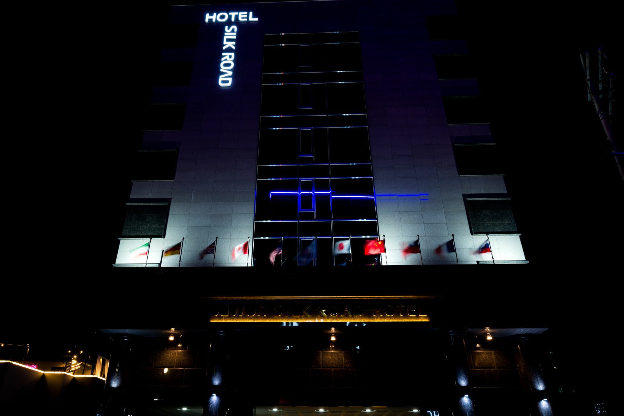 Reborn Suwon Silkroad Hotel Kültér fotó